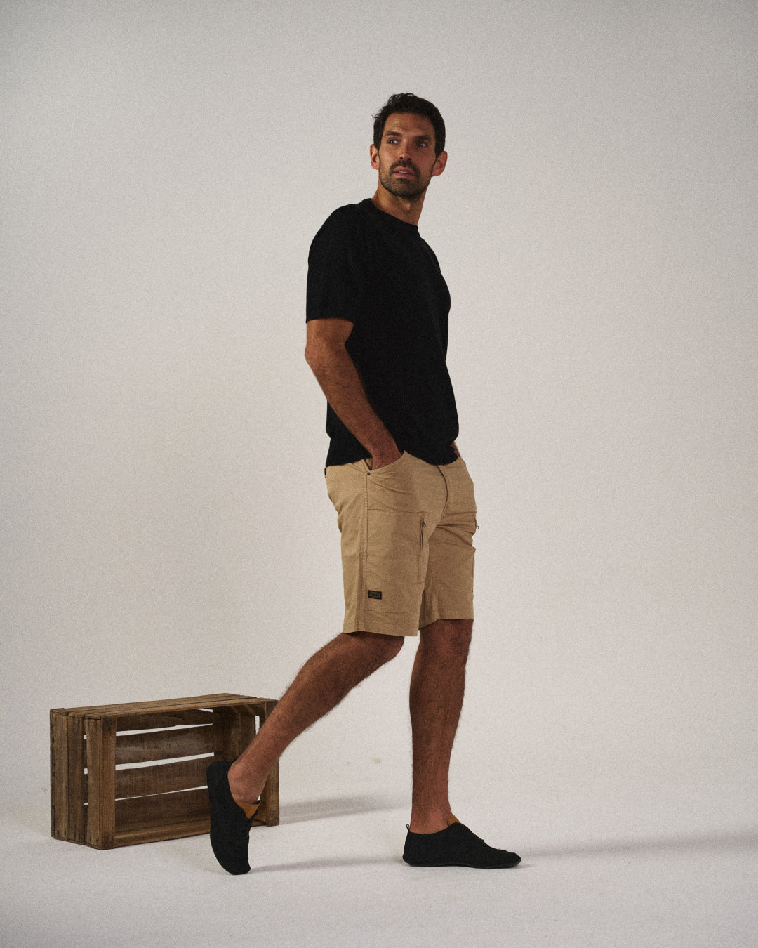Men's Cargo Shorts Organic Cotton Tailored Fit Multiple Pockets Beige 3