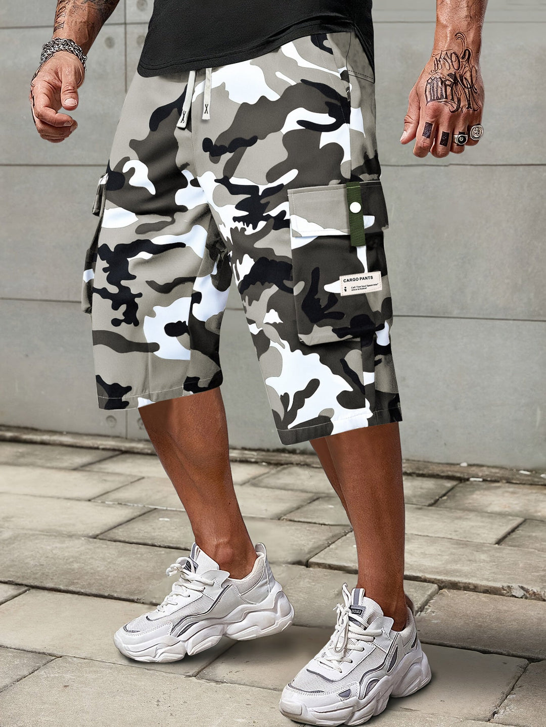Men's Casual Capri Cargo Pants for Hiking with Big Pockets 2