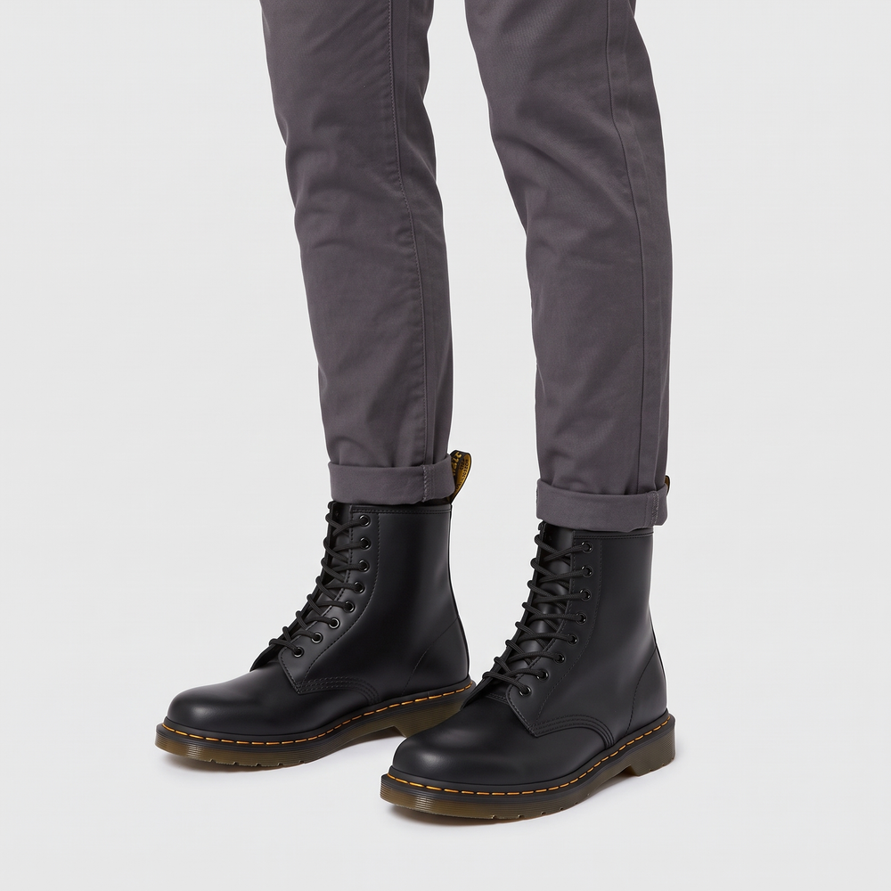 Men's Lace-Up Boots for Everyday Wear with Padded Insole 1