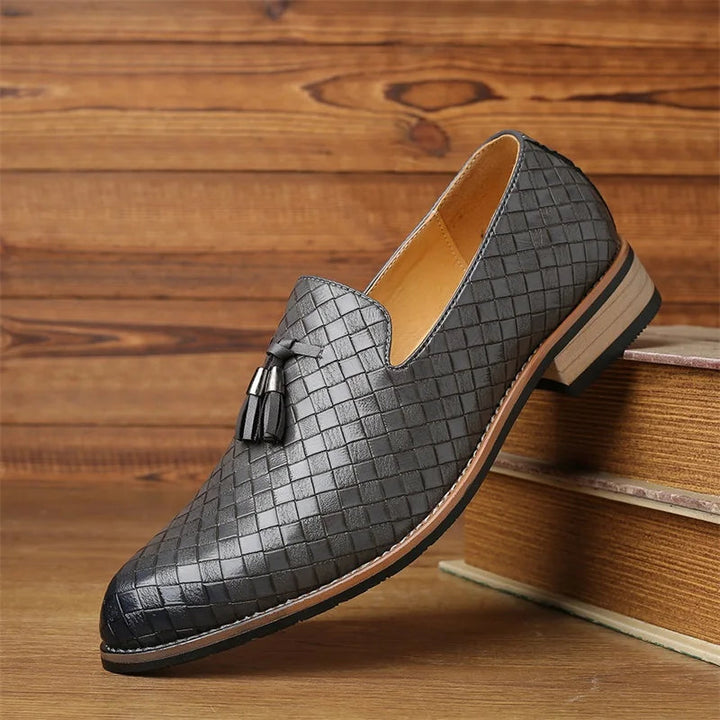 Men's Leather Loafers Woven Design Tassel Accents Cushioned Insole Brown 10