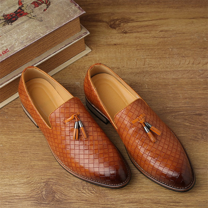 Men's Leather Loafers Woven Design Tassel Accents Cushioned Insole Brown 7