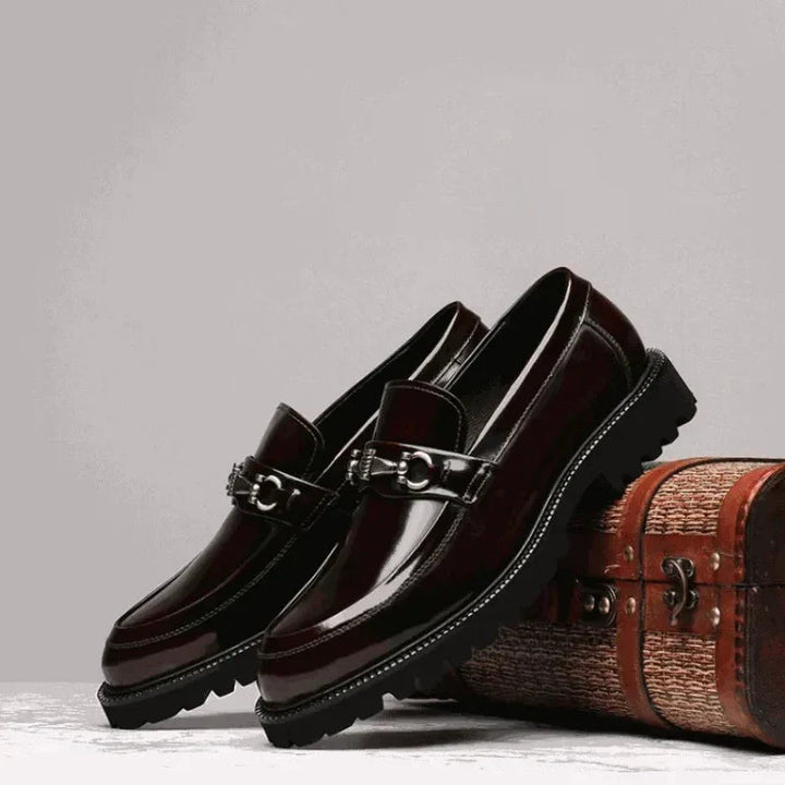 Men's Polished Leather Loafers with Horse-Bit Detail 8