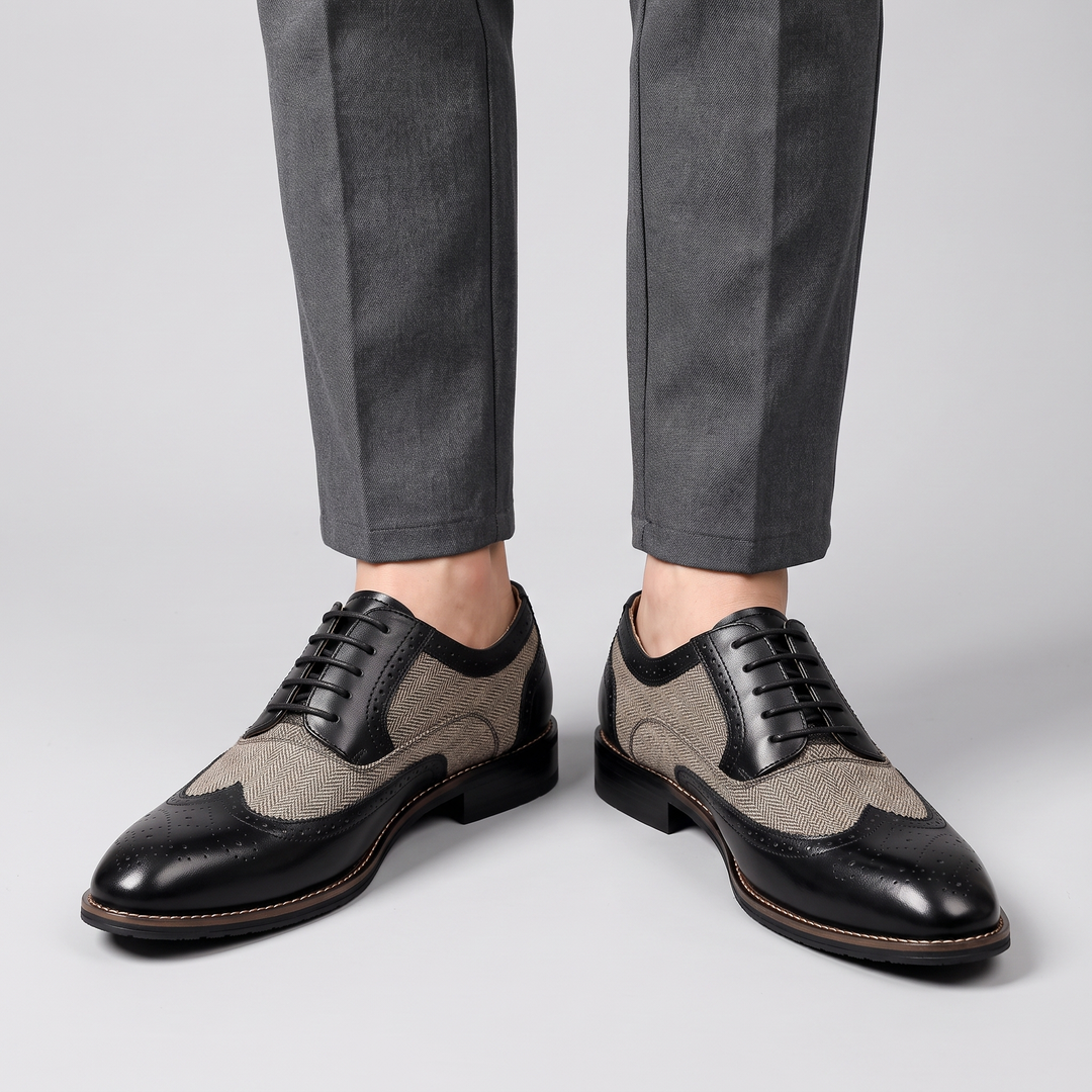 Men's Wingtip Derby Shoes for Weddings with Two-Tone Panels 4