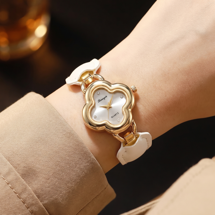Women's Clover Watch for Day to Night with Crystal Bracelet 2