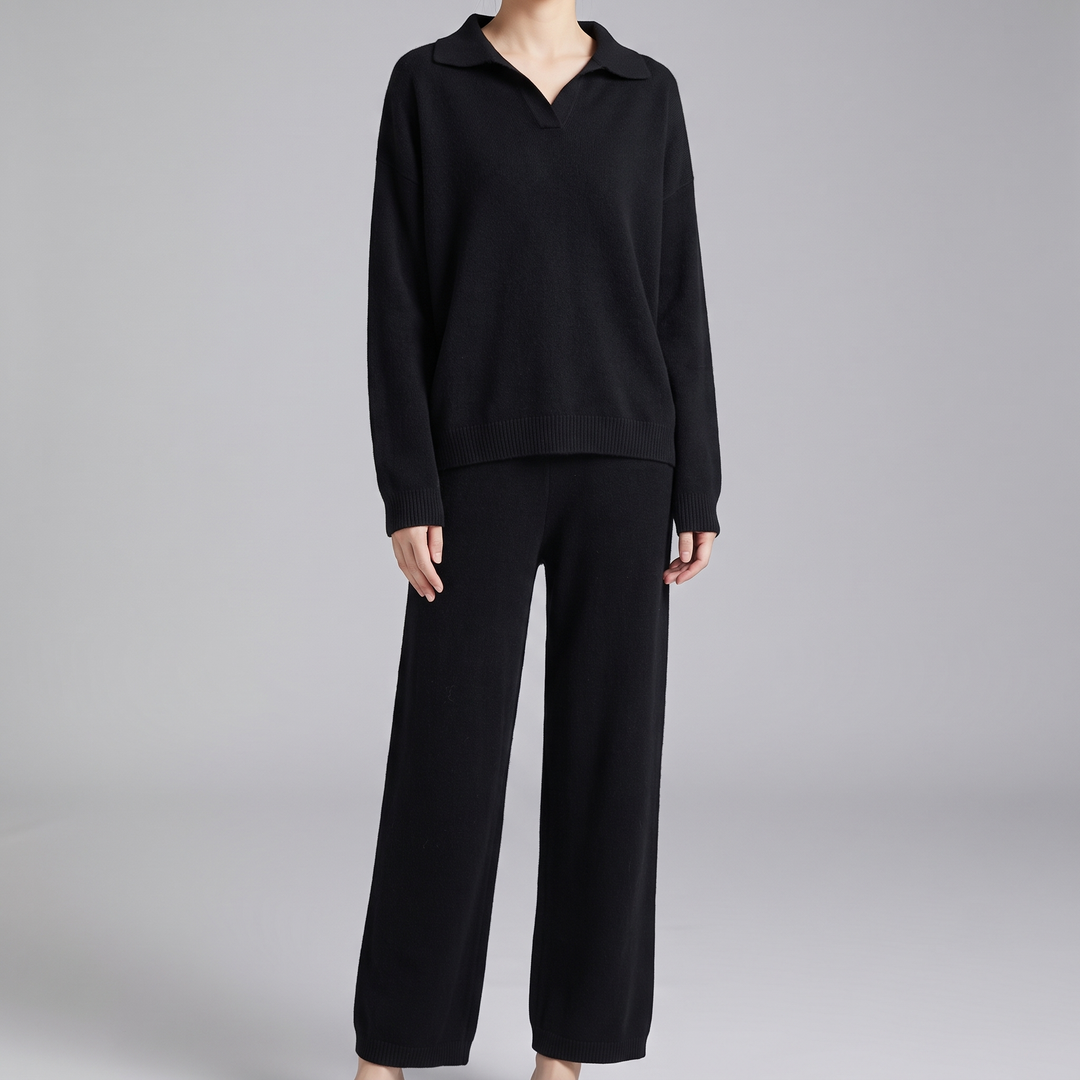 Women's Cozy Cashmere Set for Lounging with Relaxed Fit 11