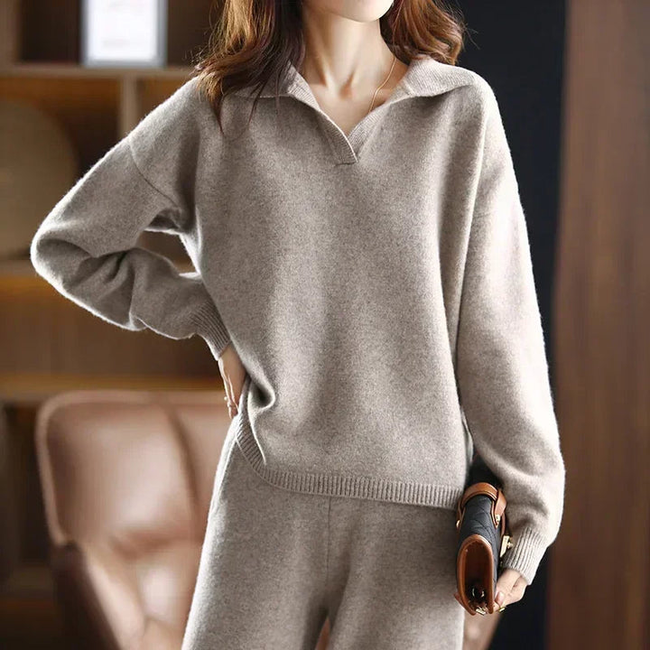 Women's Cozy Cashmere Set for Lounging with Relaxed Fit 3