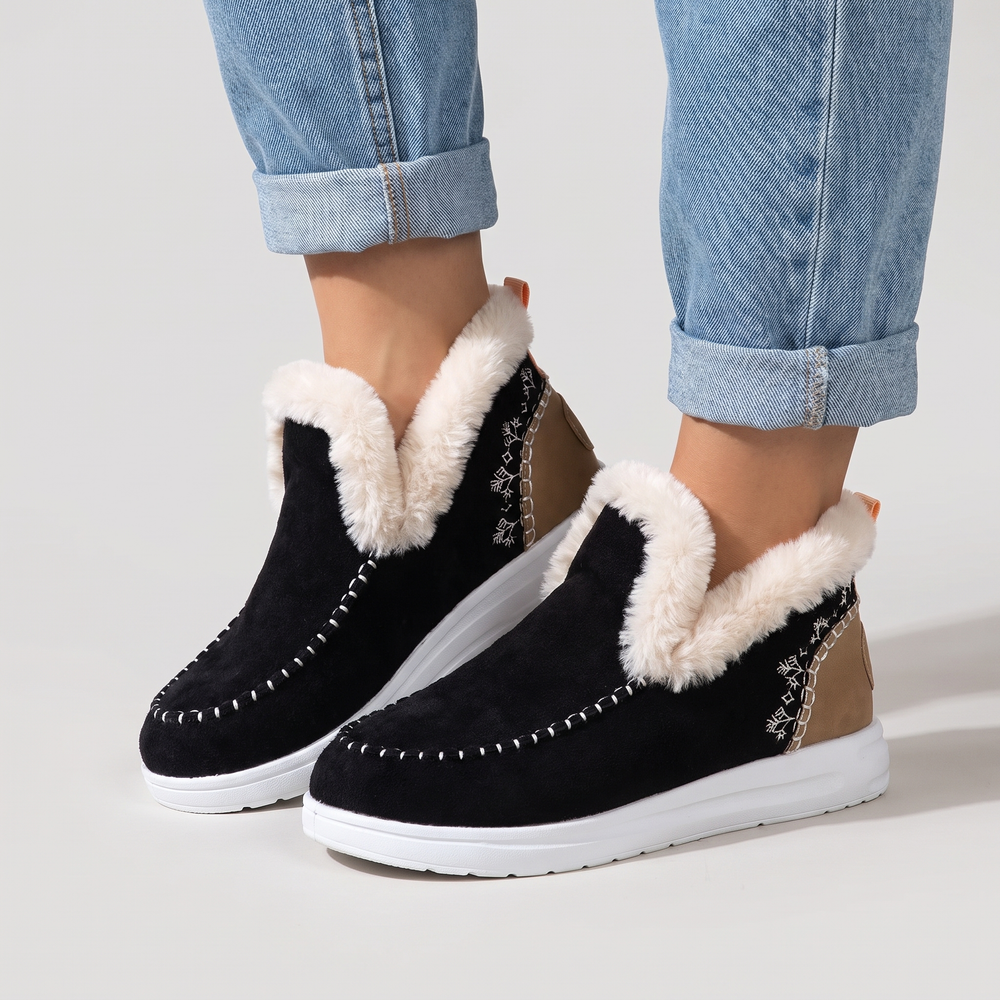 Women's Fleece Slip-On Boots for Winter with Arch Support 10